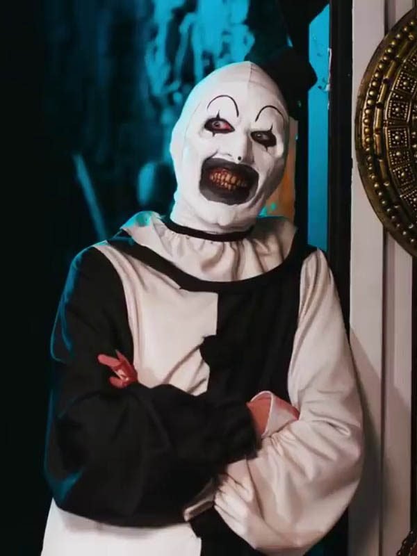 Art the Clown Terrifier 2 Costume