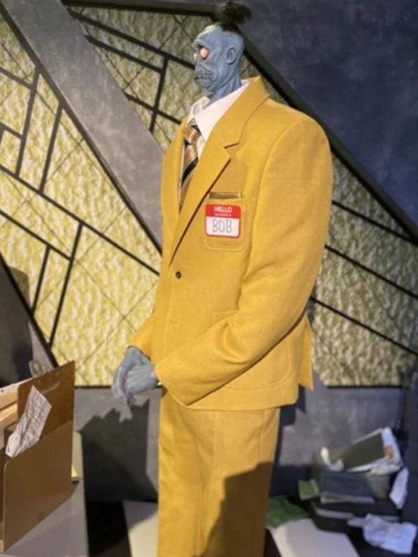 Beetlejuice 2024 Bob The Shrunken Head Yellow Suit