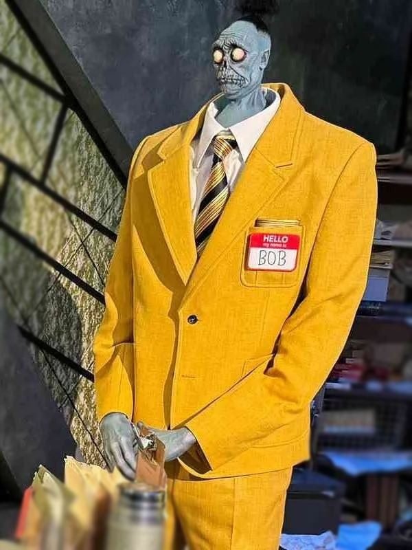Beetlejuice Bob the Shrinker Head Yellow Suit