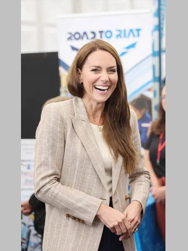 Kate Middleton Blaze Milano Pinstriped Blazer Beige