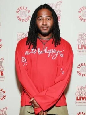Austin Millz First We Feast “Hot Ones” Live 10th Anniversary Red Oversized Sweatshirt