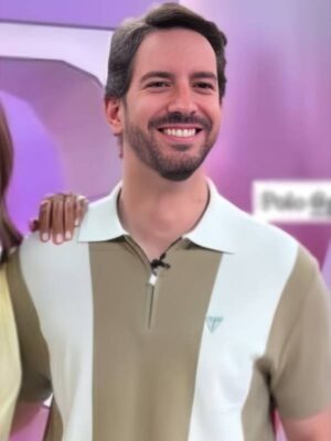 Em Família 2025 Idevor Mendonça Brown Half-zip Striped Polo Sweater