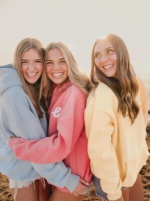 Lola Winters Pullover Oversized Hoodie