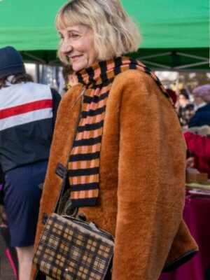 S02 The Four Seasons Kerri Kenney Orange Fur Reversible Jacket